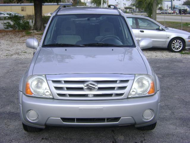 Suzuki XL-7 2005 photo 1