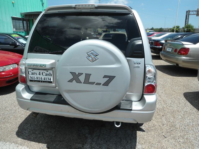 Suzuki XL-7 2005 photo 5