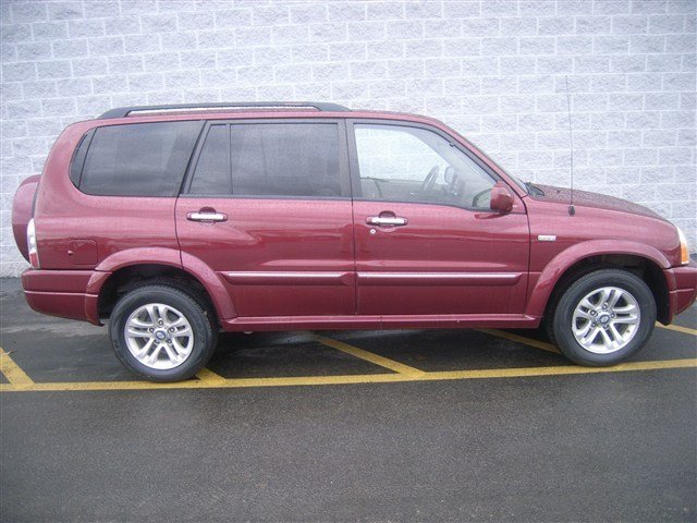 Suzuki XL-7 Clubcab Laramie SLT 4X4 Other