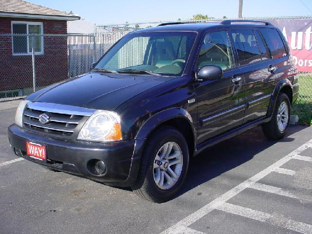 Suzuki XL-7 Clubcab Laramie SLT 4X4 Sport Utility