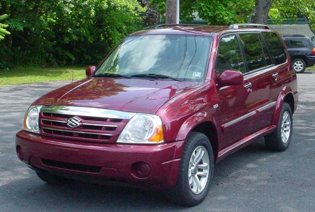 Suzuki XL-7 Clubcab Laramie SLT 4X4 Sport Utility