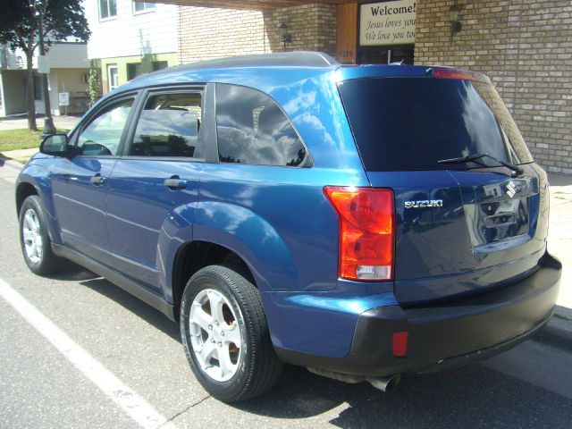 Suzuki XL-7 2008 photo 2