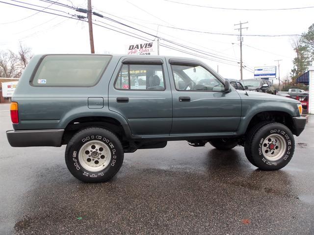 Toyota 4Runner 1991 photo 3