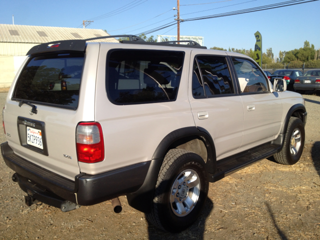 Toyota 4Runner 1997 photo 2