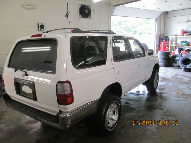 Toyota 4Runner 1997 photo 2