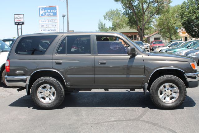 Toyota 4Runner 1997 photo 2