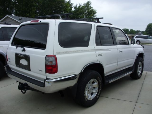 Toyota 4Runner I Limited SUV