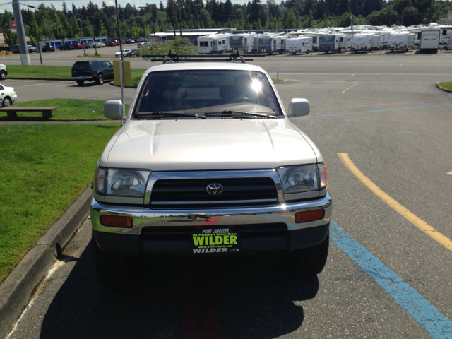 Toyota 4Runner 1998 photo 1