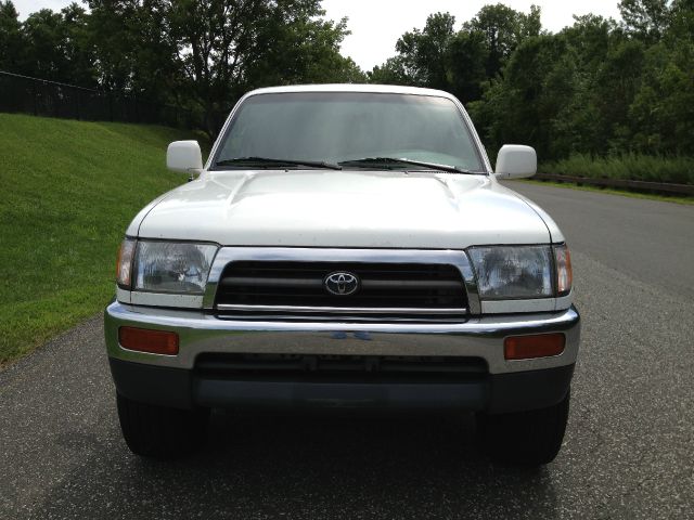 Toyota 4Runner 1998 photo 1