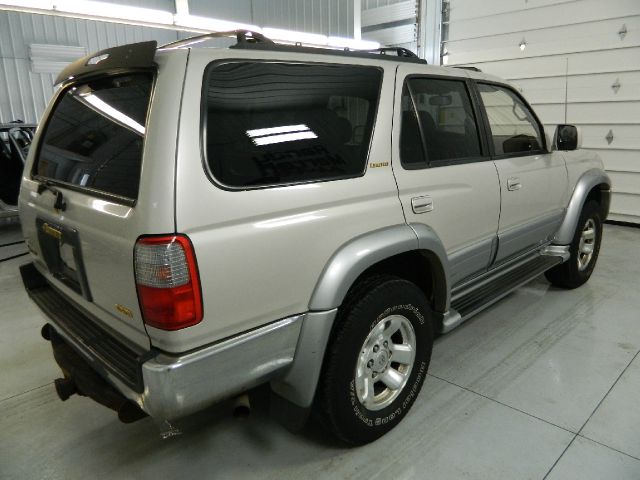 Toyota 4Runner 1998 photo 1