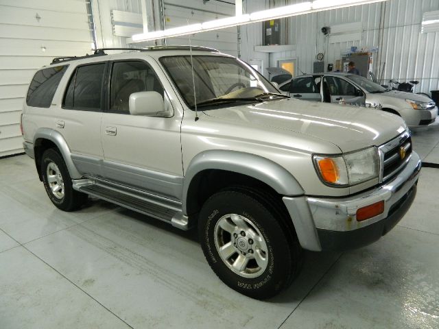 Toyota 4Runner 1998 photo 3