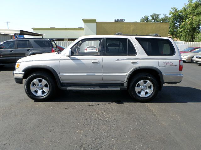 Toyota 4Runner 1998 photo 2