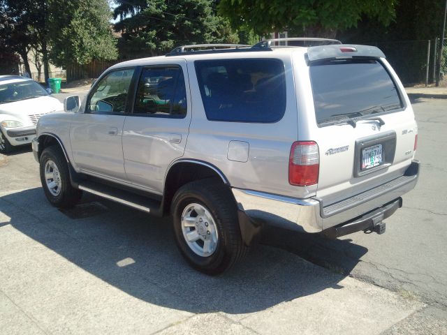 Toyota 4Runner 1999 photo 1