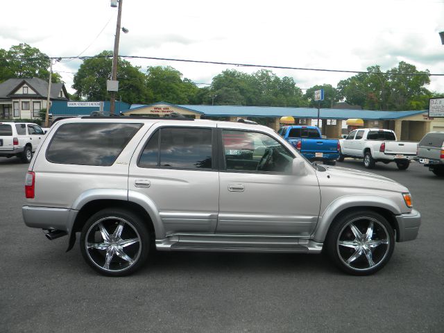 Toyota 4Runner 1999 photo 3