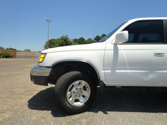 Toyota 4Runner 1999 photo 35