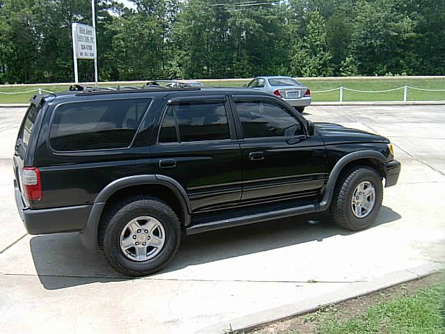 Toyota 4Runner 1999 photo 2