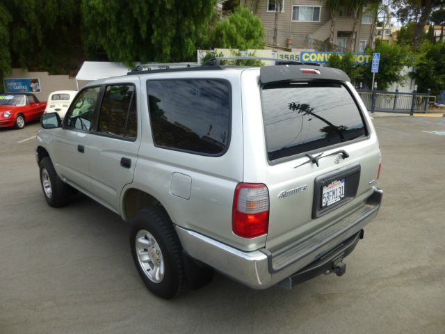 Toyota 4Runner 1999 photo 3