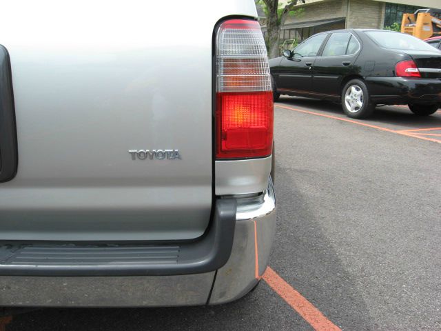 Toyota 4Runner 2000 photo 23