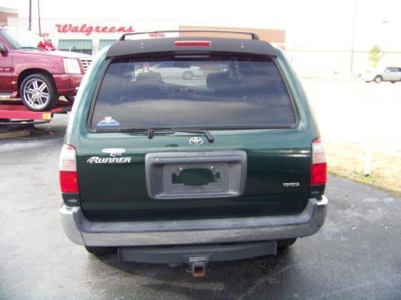 Toyota 4Runner 2000 photo 3