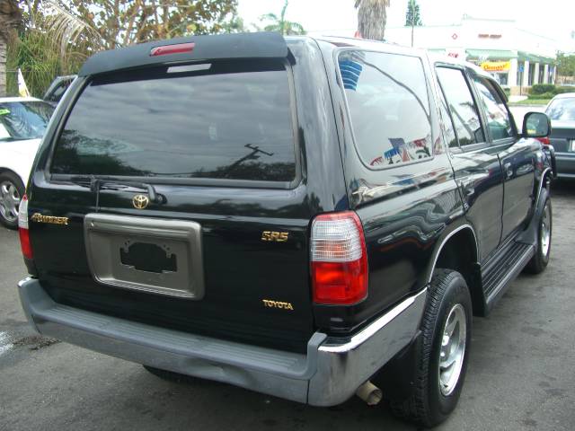 Toyota 4Runner 2000 photo 2