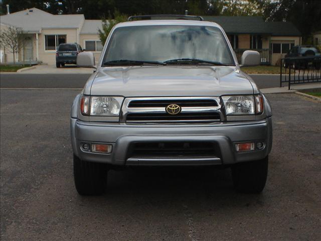 Toyota 4Runner 2000 photo 2