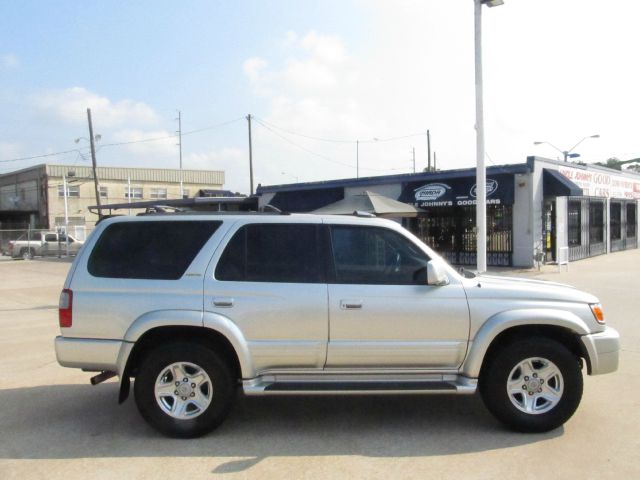 Toyota 4Runner 2000 photo 3