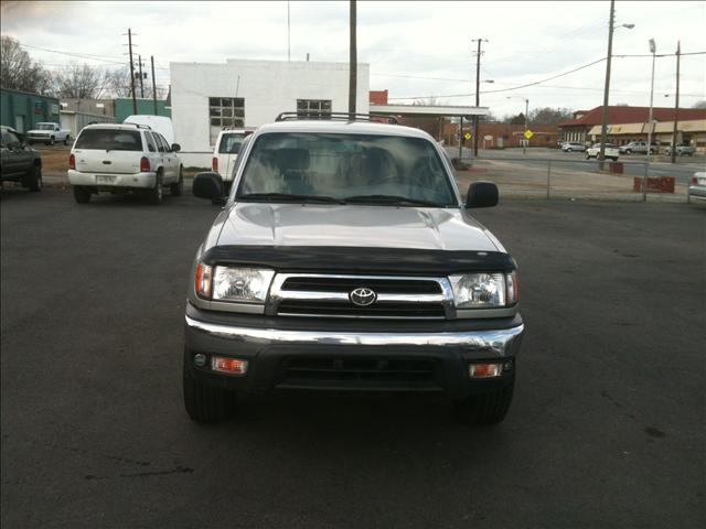 Toyota 4Runner 2000 photo 4