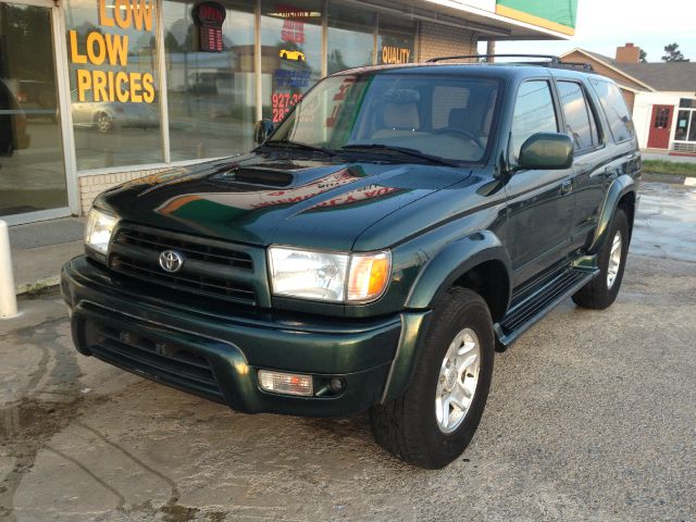 Toyota 4Runner 2000 photo 2