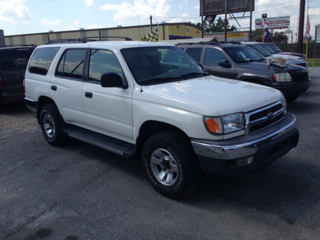 Toyota 4Runner 2000 photo 3