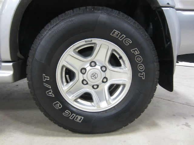 Toyota 4Runner 2000 photo 26