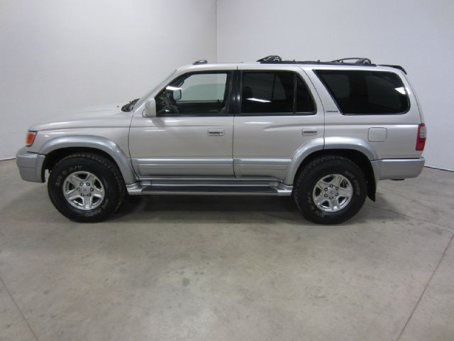 Toyota 4Runner 2000 photo 37