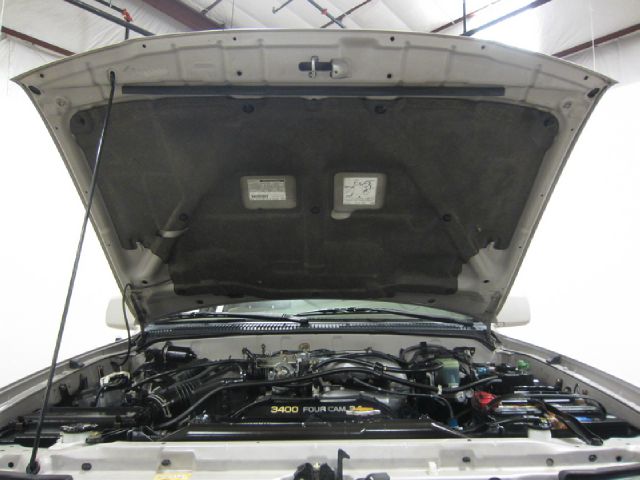 Toyota 4Runner 2000 photo 43