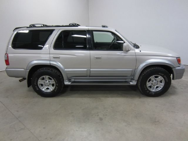 Toyota 4Runner 2000 photo 44