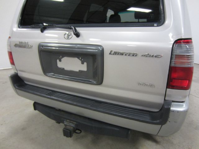 Toyota 4Runner 2000 photo 76