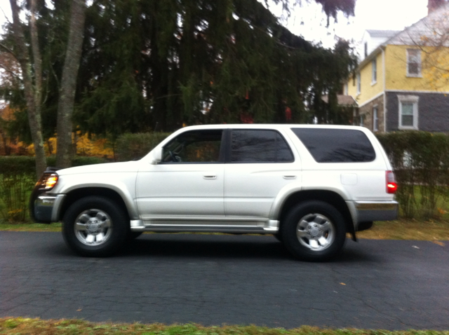 Toyota 4Runner 2000 photo 4