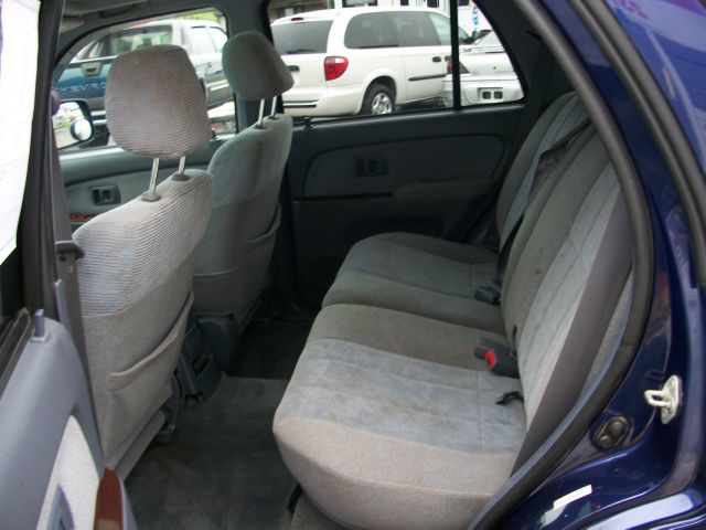 Toyota 4Runner 2000 photo 2