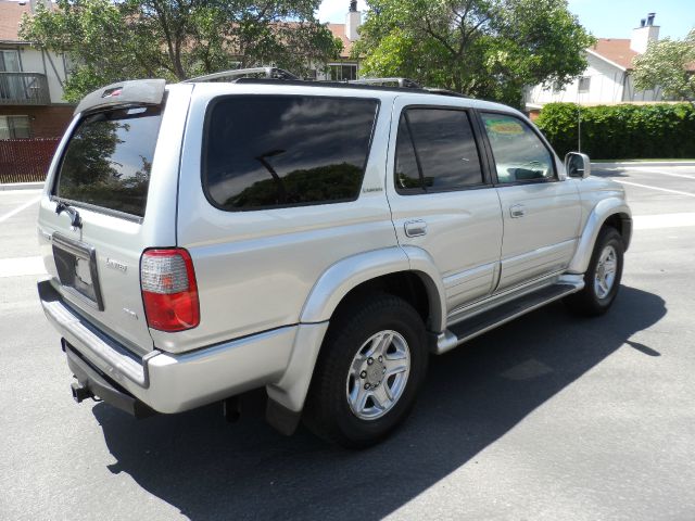 Toyota 4Runner 2000 photo 17