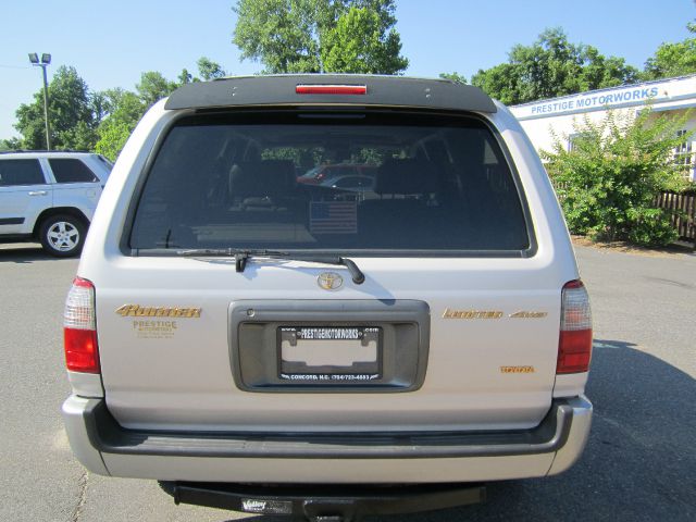 Toyota 4Runner 2000 photo 1