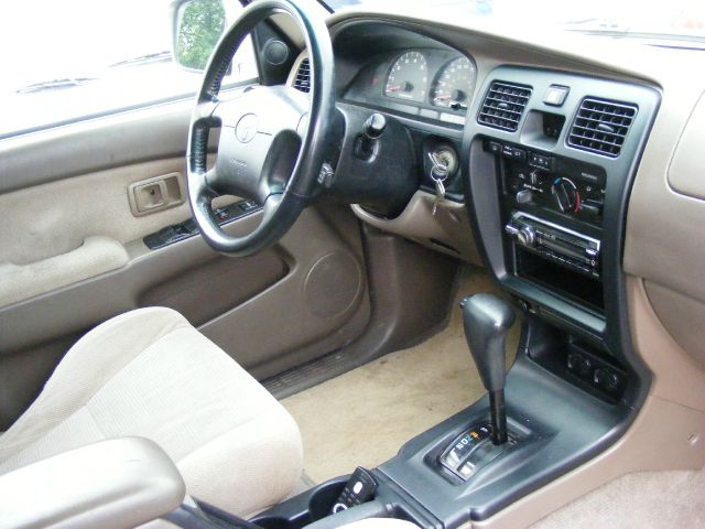 Toyota 4Runner 2000 photo 1