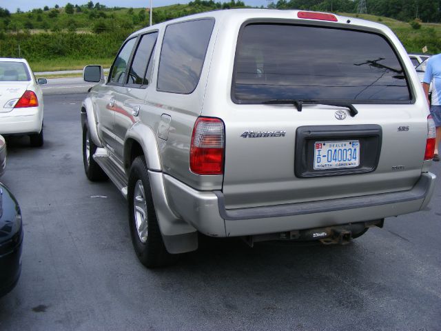 Toyota 4Runner 2000 photo 8