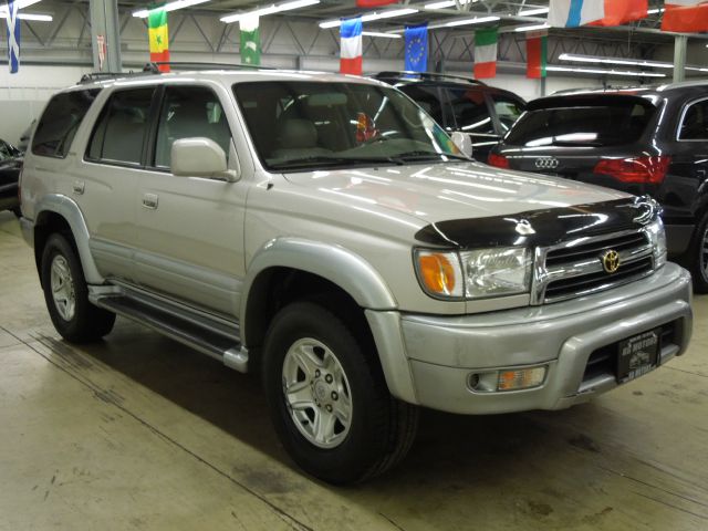 Toyota 4Runner Super SUV