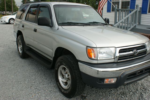 Toyota 4Runner 4wd SUV