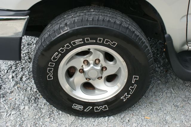 Toyota 4Runner 2000 photo 4