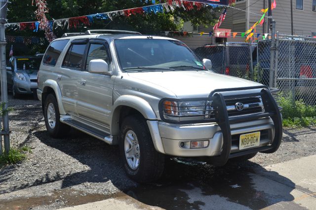 Toyota 4Runner Super SUV