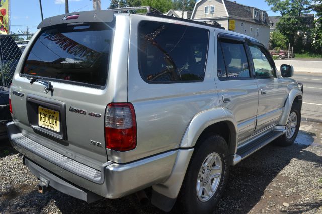 Toyota 4Runner 2000 photo 3