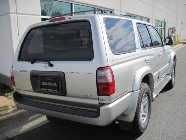 Toyota 4Runner 2000 photo 1