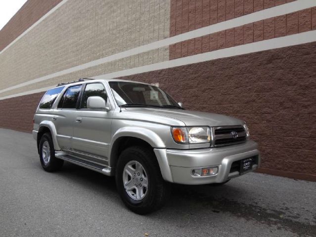 Toyota 4Runner 2000 photo 4