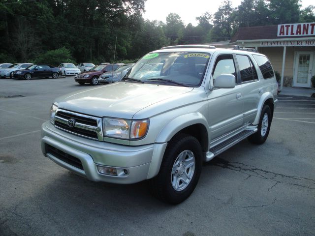 Toyota 4Runner 2000 photo 1