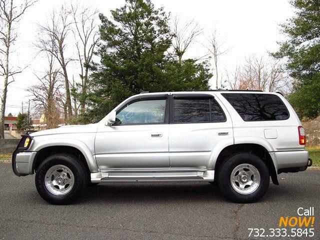 Toyota 4Runner 2000 photo 2