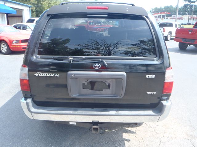 Toyota 4Runner 2000 photo 1